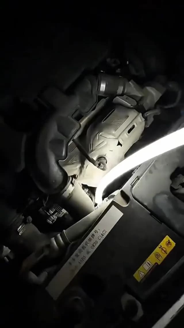 软管工作灯与充电线包装内容